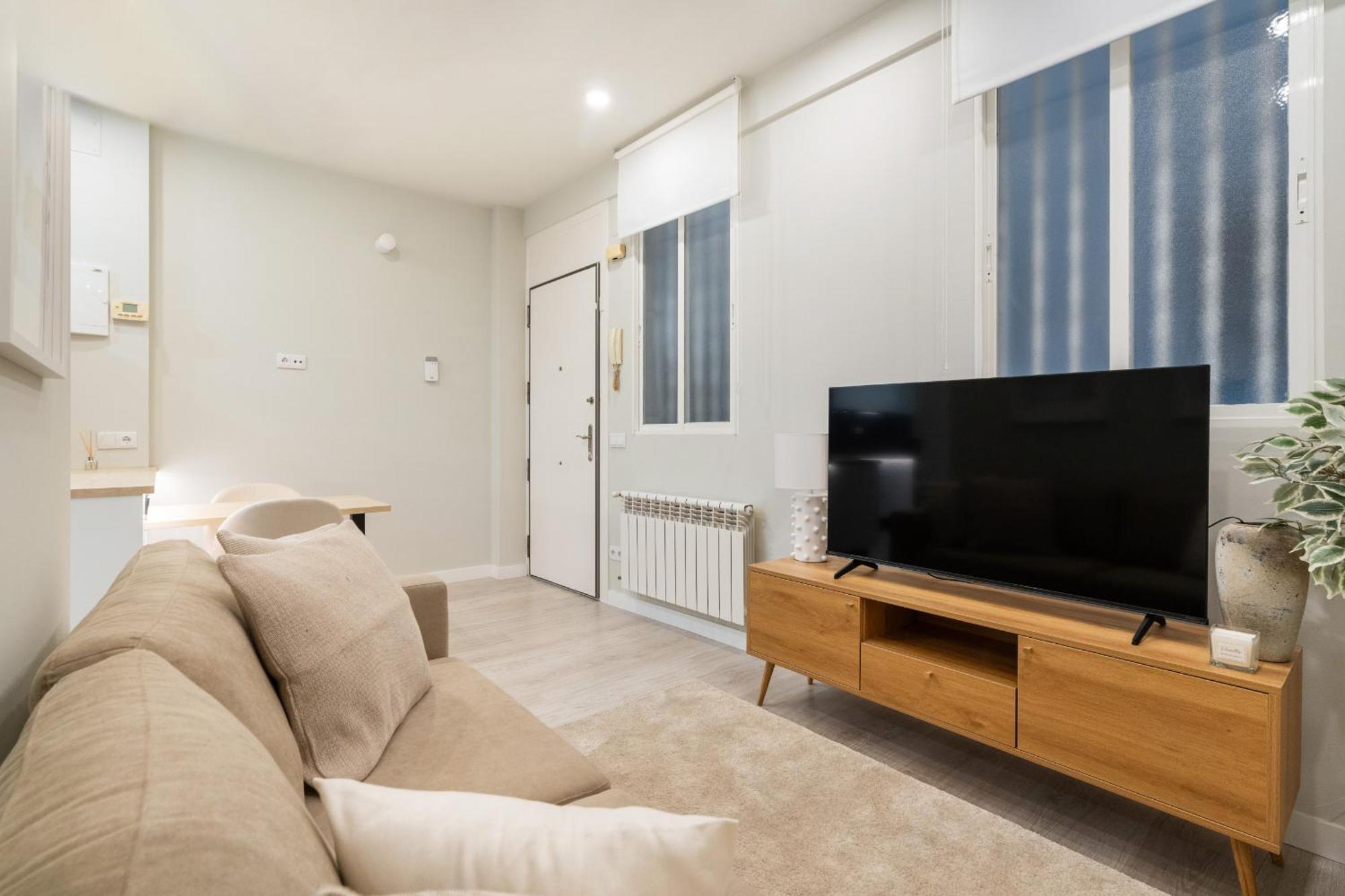 Apartamento Reformado En Metro Ibiza Alquiler Temporal Мадрид Екстериор снимка