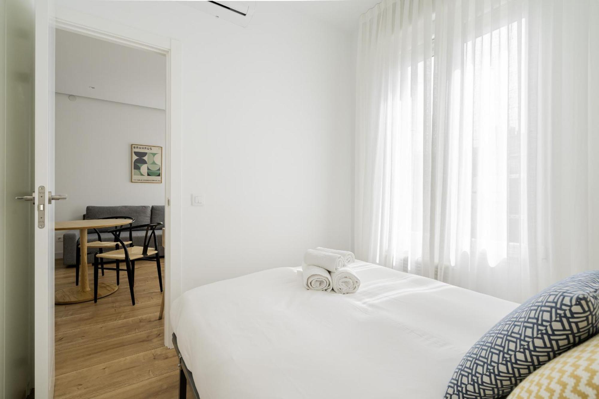 Apartamento Reformado En Metro Ibiza Alquiler Temporal Мадрид Екстериор снимка