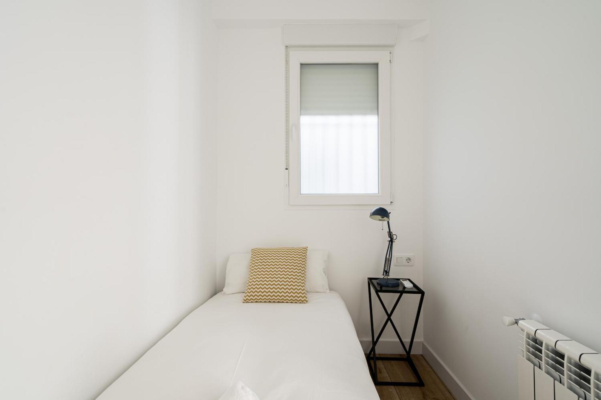 Apartamento Reformado En Metro Ibiza Alquiler Temporal Мадрид Екстериор снимка